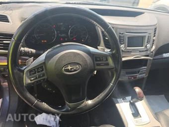2013 Subaru Legacy 2.5i Limited – miniatura 11