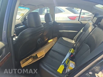 2013 Subaru Legacy 2.5i Limited – miniatura 13