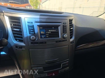 2013 Subaru Legacy 2.5i Limited – miniatura 10