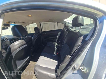 2013 Subaru Legacy 2.5i Limited – miniatura 13