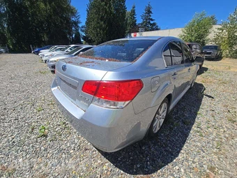 2013 Subaru Legacy 2.5i Limited – miniatura 3