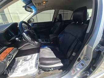 2013 Subaru Legacy 2.5i Limited – miniatura 6