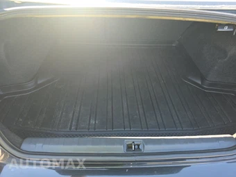 2013 Subaru Legacy 2.5i Limited – miniatura 16