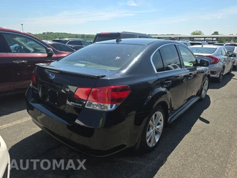 2013 Subaru Legacy 2.5i Limited – miniatura 4