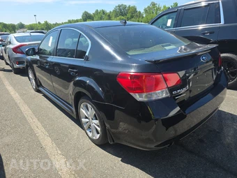 2013 Subaru Legacy 2.5i Limited – miniatura 6