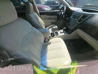 2013 Subaru Legacy 2.5i Limited – miniatura 8
