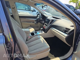 2013 Subaru Legacy 2.5i Premium – miniatura 8