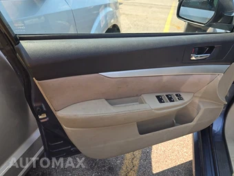 2013 Subaru Legacy 2.5i Premium – miniatura 9