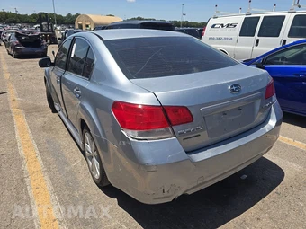 2013 Subaru Legacy 2.5i Premium – miniatura 6