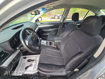 2013 Subaru Legacy 2.5i Premium – miniatura 7