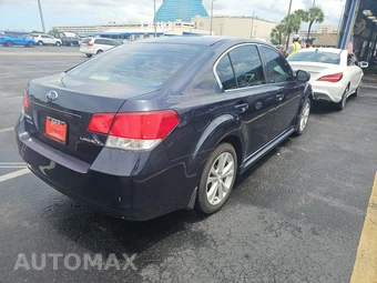 2013 Subaru Legacy 2.5i Premium – miniatura 4