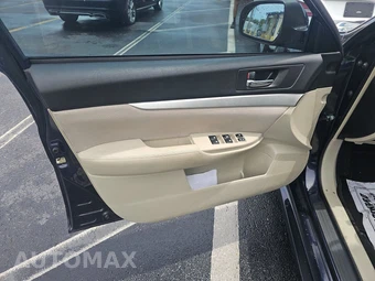 2013 Subaru Legacy 2.5i Premium – miniatura 9