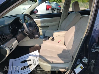 2013 Subaru Legacy 2.5i Premium – miniatura 7