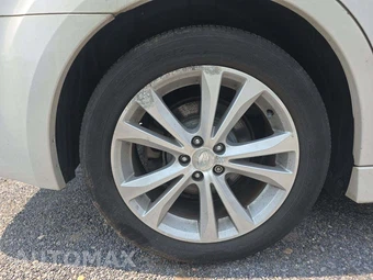 2013 Subaru Legacy 3.6R Limited - miniatura 26