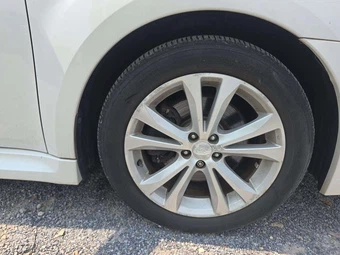 2013 Subaru Legacy 3.6R Limited - miniatura 27