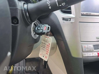 2013 Subaru Legacy 3.6R Limited - miniatura 8