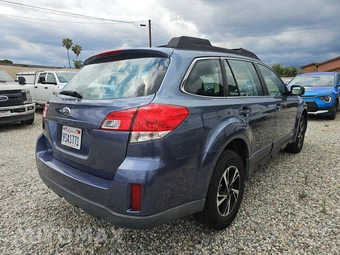 2013 Subaru Outback 2.5i – miniatura 4