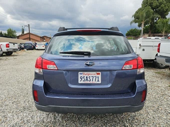 2013 Subaru Outback 2.5i – miniatura 5