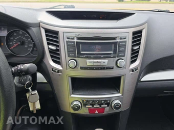 2013 Subaru Outback 2.5i – miniatura 10