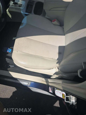 2013 Subaru Outback 2.5i Limited – miniatura 22