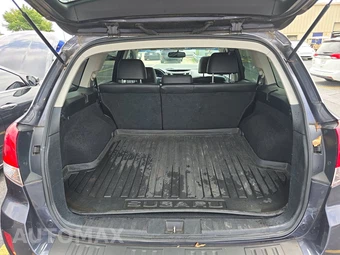 2013 Subaru Outback 2.5i Limited – miniatura 16
