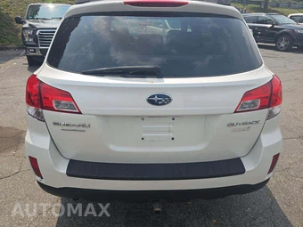 2013 Subaru Outback 2.5i Premium – miniatura 11