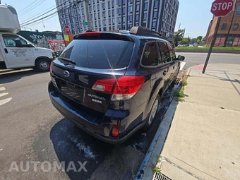 2013 Subaru Outback 2.5i Premium – miniatura 3