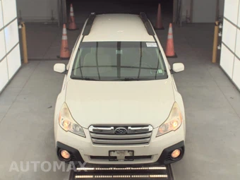 2013 Subaru Outback 2.5i Premium – miniatura 2