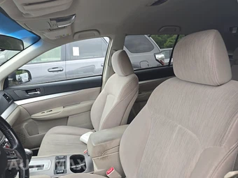 2013 Subaru Outback 2.5i Premium – miniatura 7