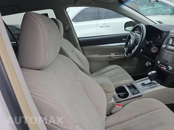 2013 Subaru Outback 2.5i Premium – miniatura 8