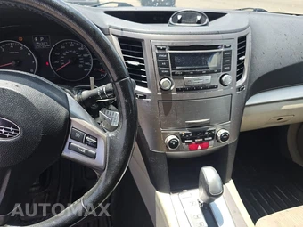 2013 Subaru Outback 2.5i Premium – miniatura 11