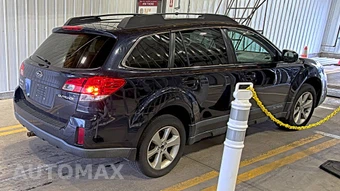 2013 Subaru Outback 2.5i Premium – miniatura 4