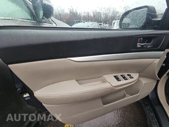 2013 Subaru Outback 2.5i Premium – miniatura 9