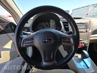 2013 Subaru Outback 2.5i Premium – miniatura 10