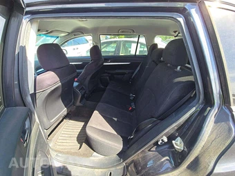 2013 Subaru Outback 2.5i Premium – miniatura 13