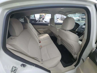 2013 Subaru XV Crosstrek 2.0i Premium – miniatura 13