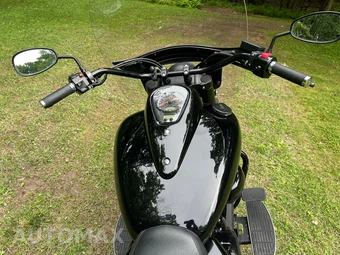 2013 Suzuki Boulevard 1500 C90 B.O.S.S. – miniatura 10