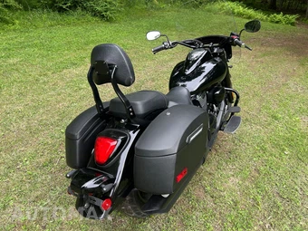 2013 Suzuki Boulevard 1500 C90 B.O.S.S. – miniatura 4
