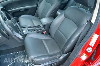 2013 Suzuki Kizashi Sport SLS – miniatura 17