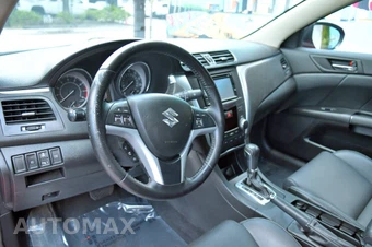 2013 Suzuki Kizashi Sport SLS – miniatura 18