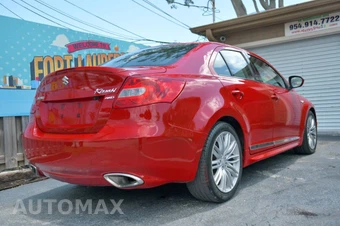 2013 Suzuki Kizashi Sport SLS – miniatura 23