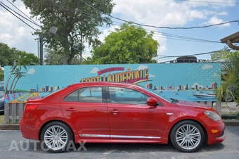2013 Suzuki Kizashi Sport SLS – miniatura 24
