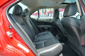 2013 Suzuki Kizashi Sport SLS – miniatura 30