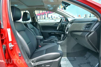 2013 Suzuki Kizashi Sport SLS – miniatura 36