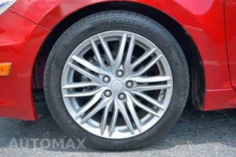 2013 Suzuki Kizashi Sport SLS – miniatura 9