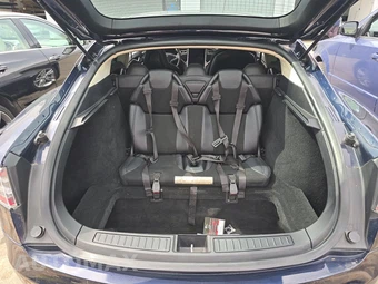 2013 Tesla Model S – miniatura 16