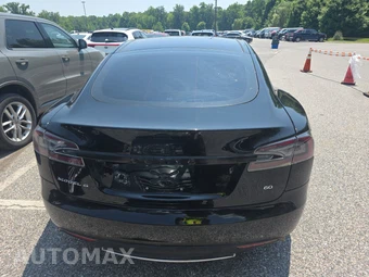 2013 Tesla Model S – miniatura 5