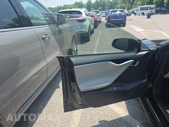 2013 Tesla Model S – miniatura 9