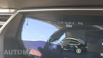 2013 Tesla Model S – miniatura 21