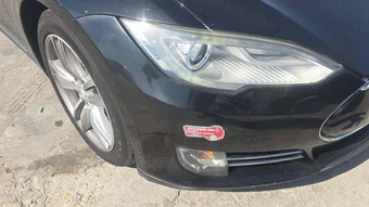 2013 Tesla Model S – miniatura 25